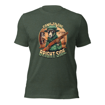Heather Wald farbendes Unisex T-Shirt mit Schaf das Shotgun hält und Come to the Bright Side Schriftzug
