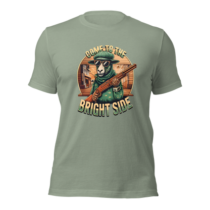 Mintgrünes Unisex T-Shirt mit Schaf das Shotgun hält und Come to the Bright Side Schriftzug