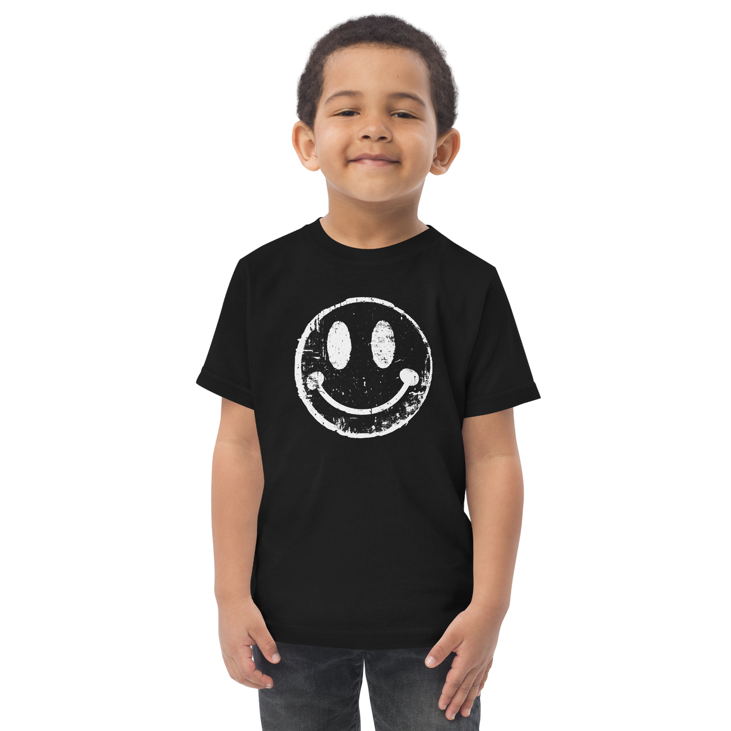 Junge trägt schwarzes T-Shirt mit minimalistischem Smiley Graffiti Print