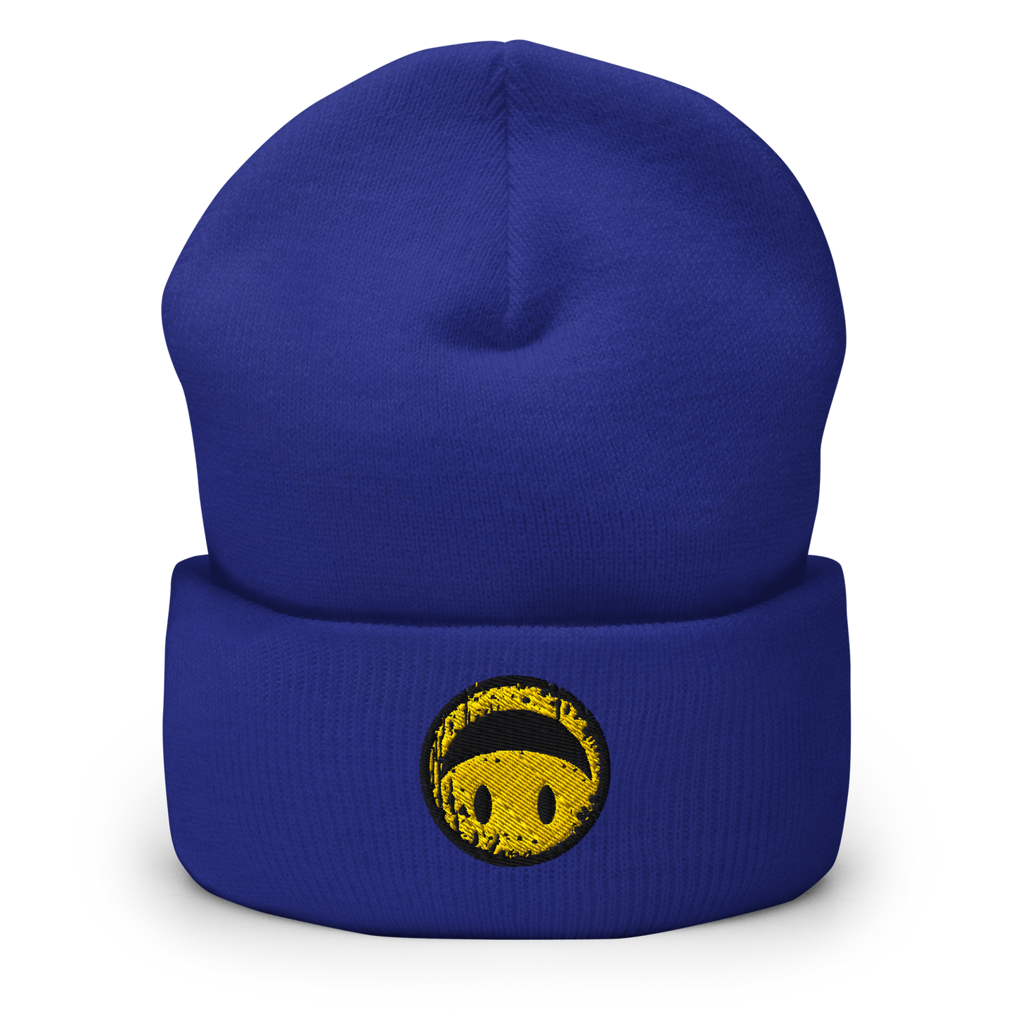 Blaues Beanie mit gelbem Smiley das auf dem Kopf steht bestickt