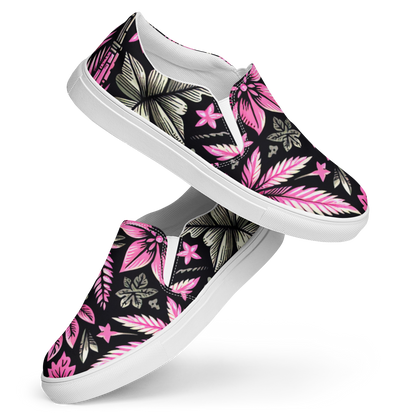 Zwei Damen Slip Ons mit pink schwarzem Hanfblatt Muster
