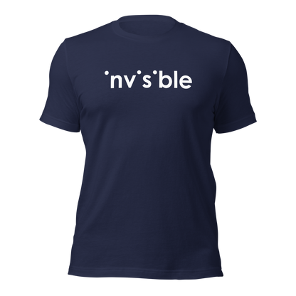 Navy Unisex T-Shirt mit weißem Invisible Schriftzug, bei dem die i-Punkte fehlen Brustprint