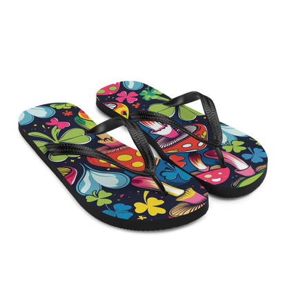 Flip-Flops mit bunten Fliegenpilzen und Kleeblättern bedruckt Seitenansicht
