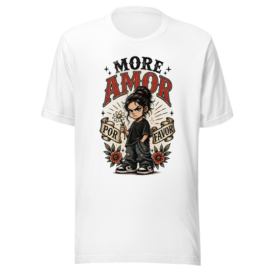 Weißes T-Shirt mit grimmig guckendem Mädchen das eine Blume hält und den Worten More Amor Por Favor im Vintage Tatto Style
