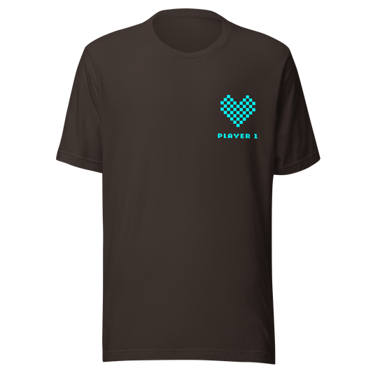 Braunes Partnerlook Unisex T-Shirt mit türkisem Pixel Herz und Player1 Schriftzug