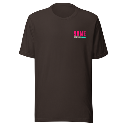 Braunes Partnerlook Unisex T-Shirt mit pinkem SAME but different Schriftzug