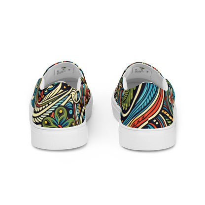 Bunt bedruckte Damen Slipper mit verschnörkeltem Blumen Muster und weißem Gummirand Hintenansicht